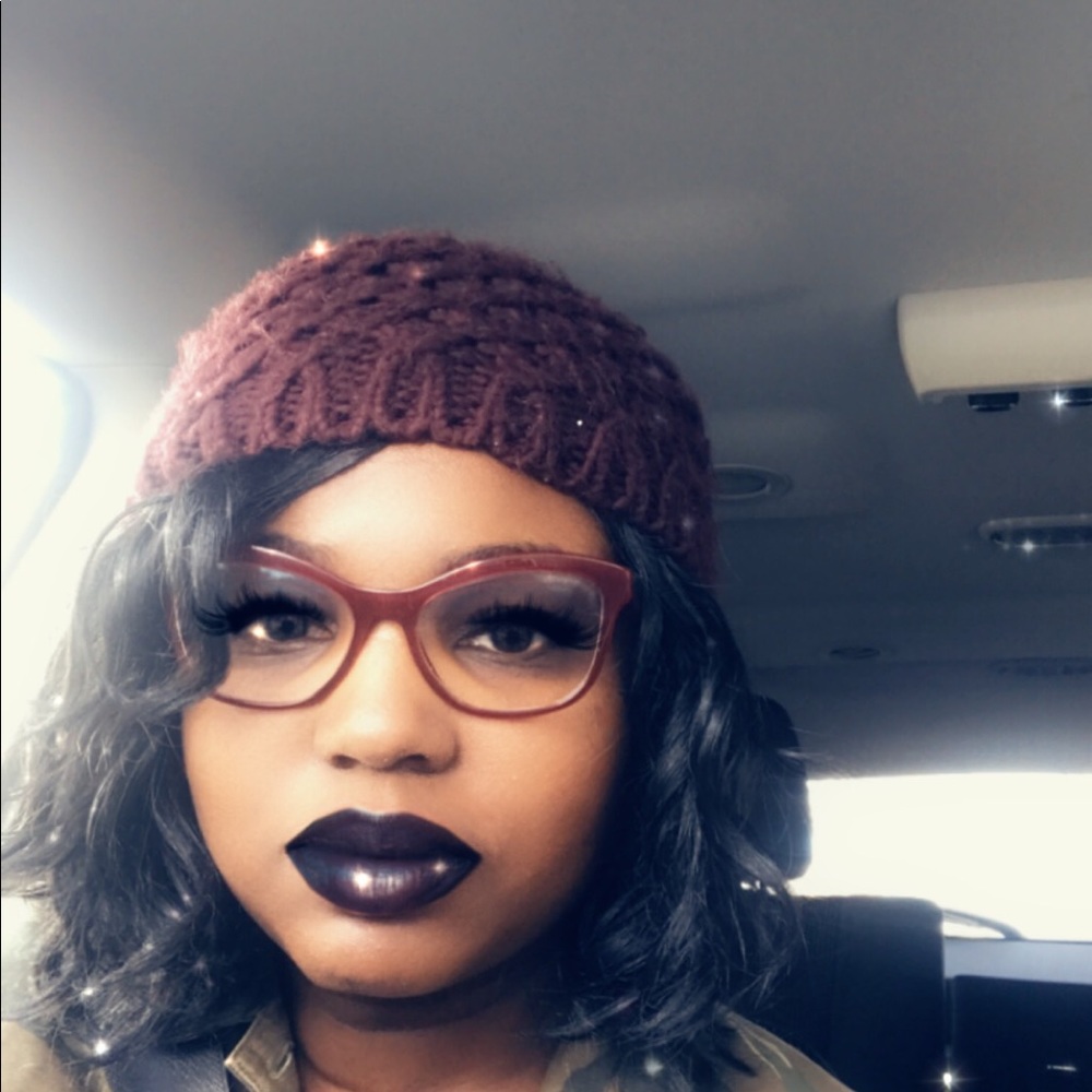 Meet your Posher, Eiranee